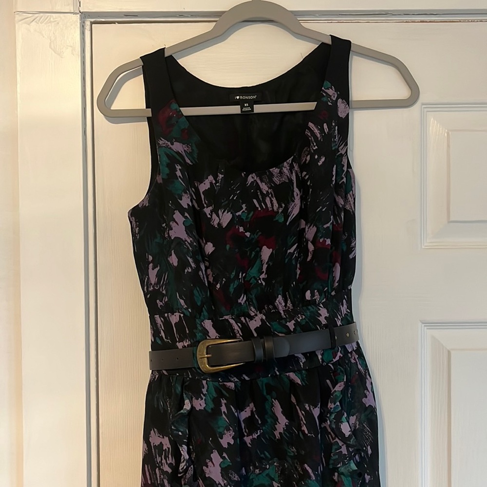 Cute extra small dress with belt